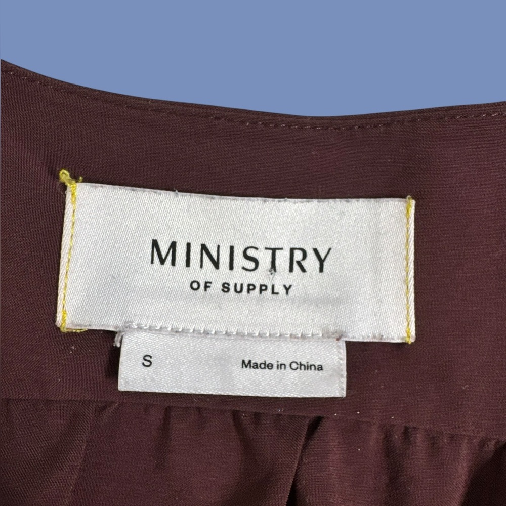 Ministry Of Supply Women's Maroon Red Juno Sleeveless Top V Neck Size S merlot - Picture 7 of 7